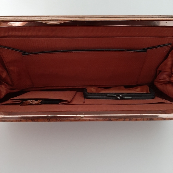 Vintage Leather Clutch Mosiac Pattern with Embossed Design Comb, Change Purse - Picture 5 of 9